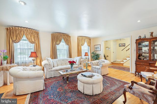 $1,185,000 | 1239 Colonial Road, McLean, VA 22101