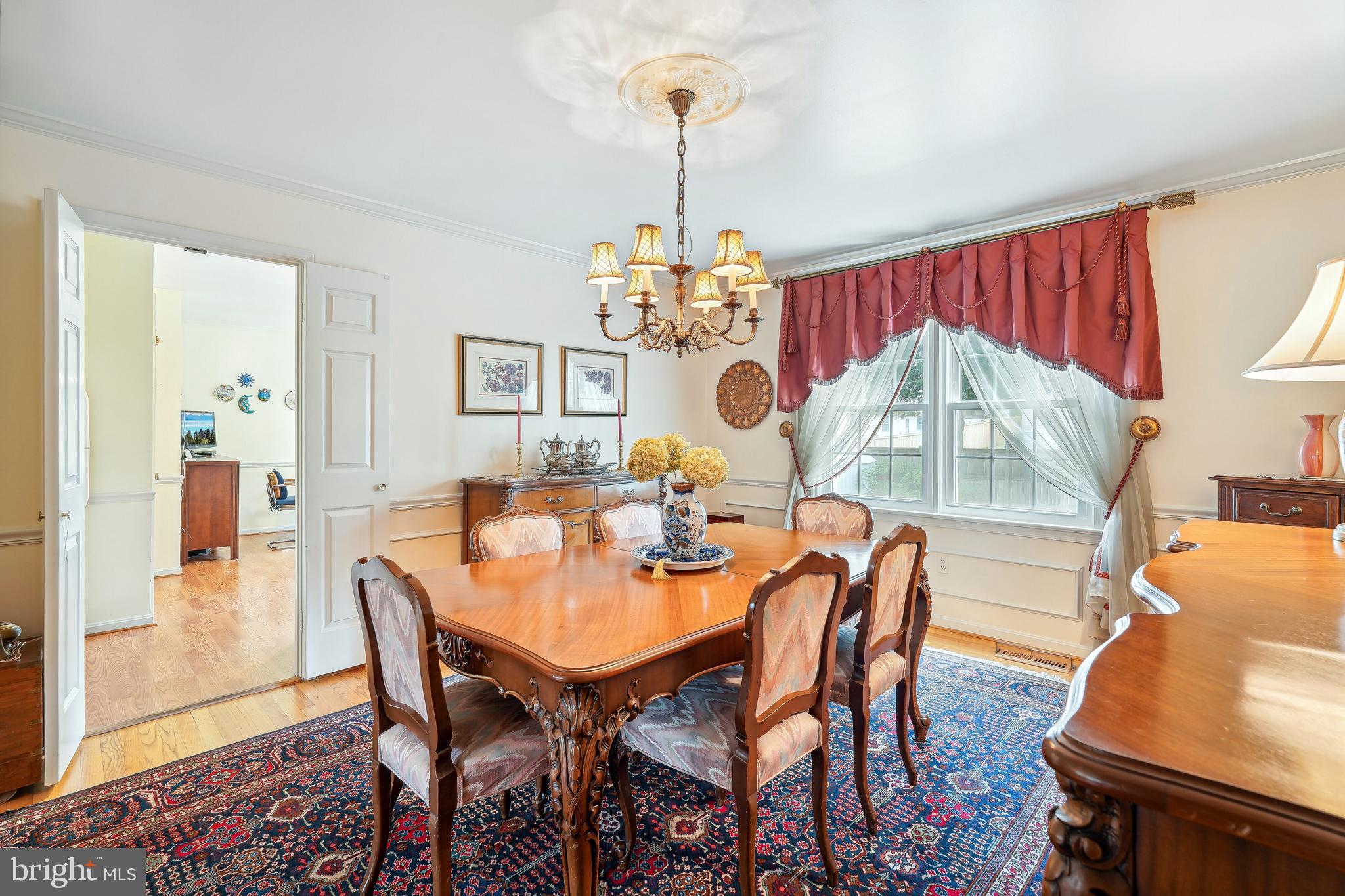 1239 Colonial Road McLean, VA 22101 - Photo 8 of 28