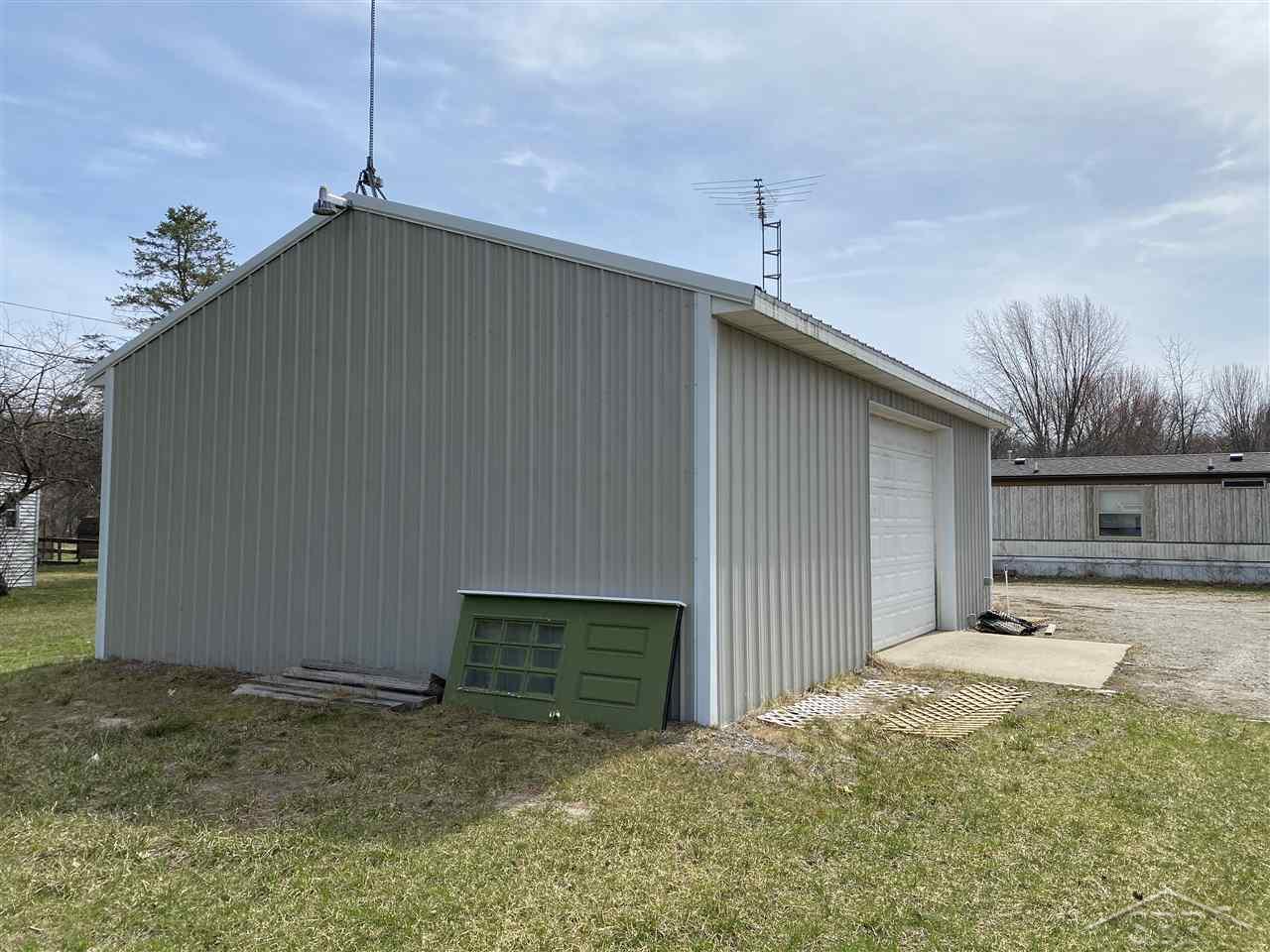 793 West Isabella Road Midland, MI 48640 - Photo 13 of 18