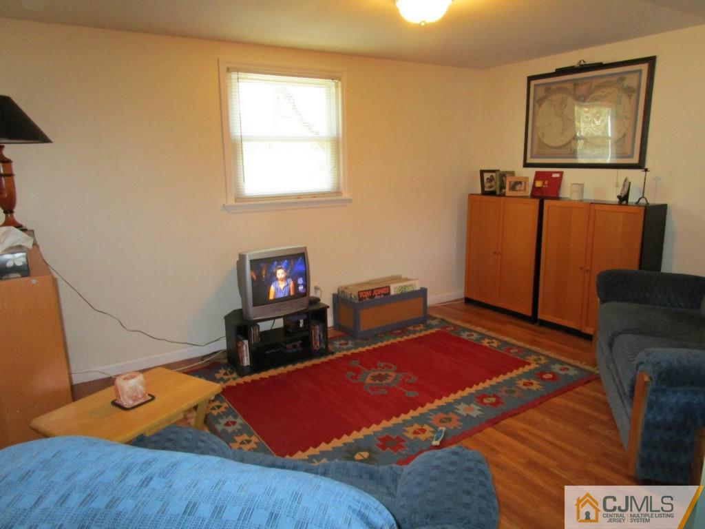 17 University Road East Brunswick, NJ 08816 - Photo 21 of 24 Gallery Image 21
