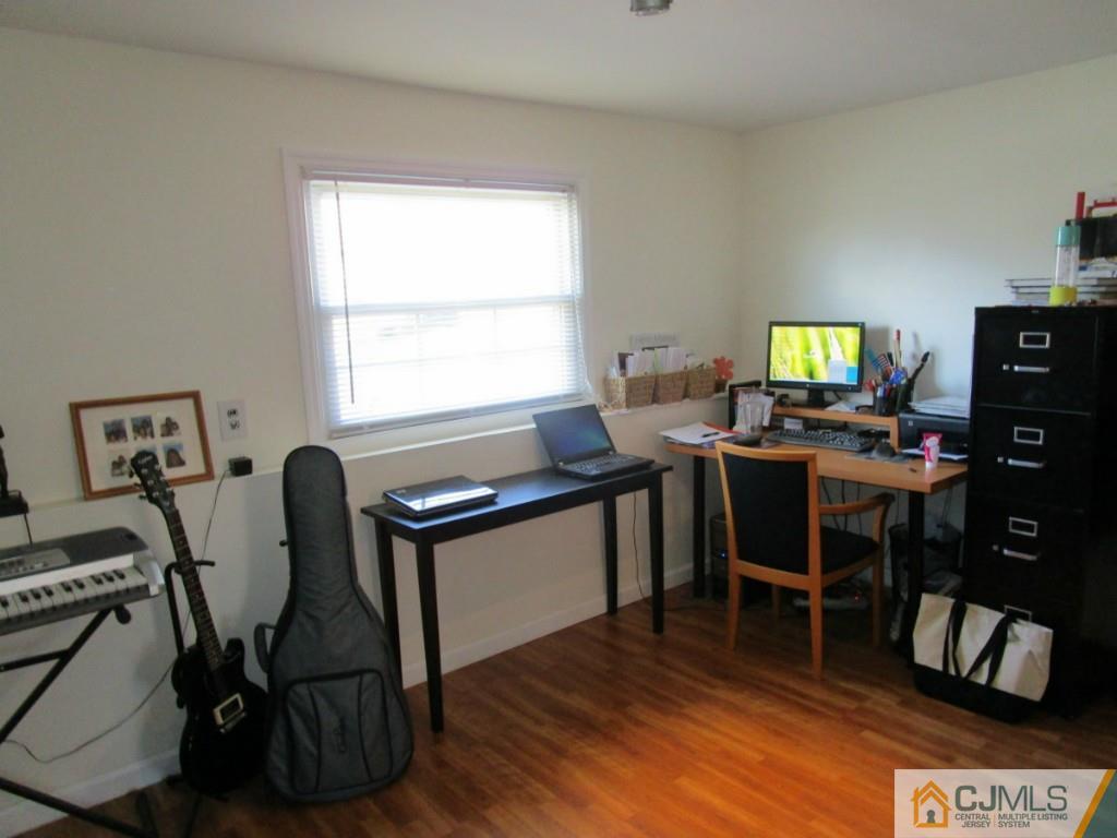 17 University Road East Brunswick, NJ 08816 - Photo 22 of 24 Gallery Image 22