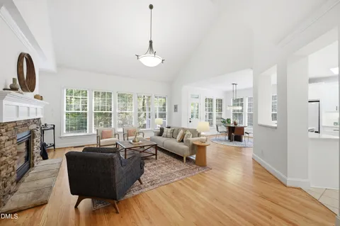 $1,350,000 | 108 Graylyn Drive, Chapel Hill, NC 27516