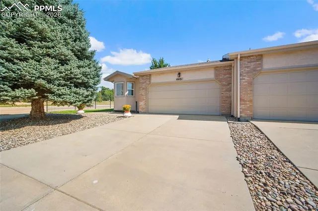 $299,999 | 4401 Windmill Creek Way, Colorado Springs, CO 80911