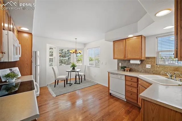 $299,999 | 4401 Windmill Creek Way, Colorado Springs, CO 80911