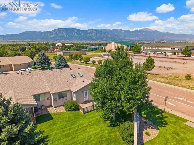 $299,999 | 4401 Windmill Creek Way, Colorado Springs, CO 80911