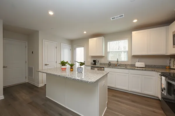 $2,600 | 5068 Snow Owl Court, Goodlettsville, TN 37072