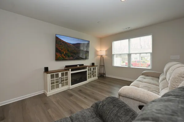 $2,600 | 5068 Snow Owl Court, Goodlettsville, TN 37072