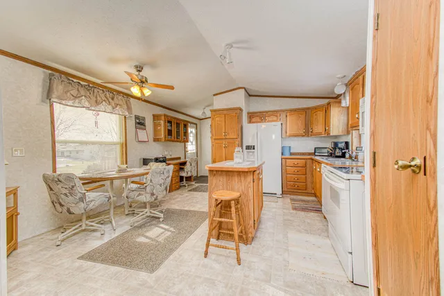 $129,900 | 623 South Jackson Street, Cuba City, WI 53807