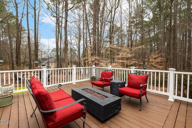 $919,500 | 101 Loch Haven Lane, Cary, NC 27518