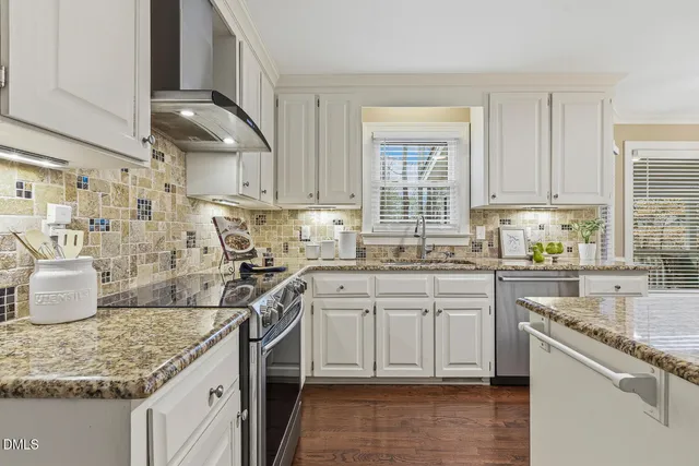 $919,500 | 101 Loch Haven Lane, Cary, NC 27518