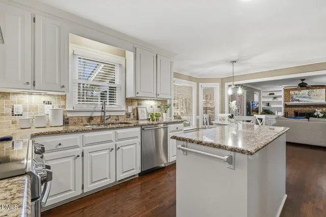 $919,500 | 101 Loch Haven Lane, Cary, NC 27518