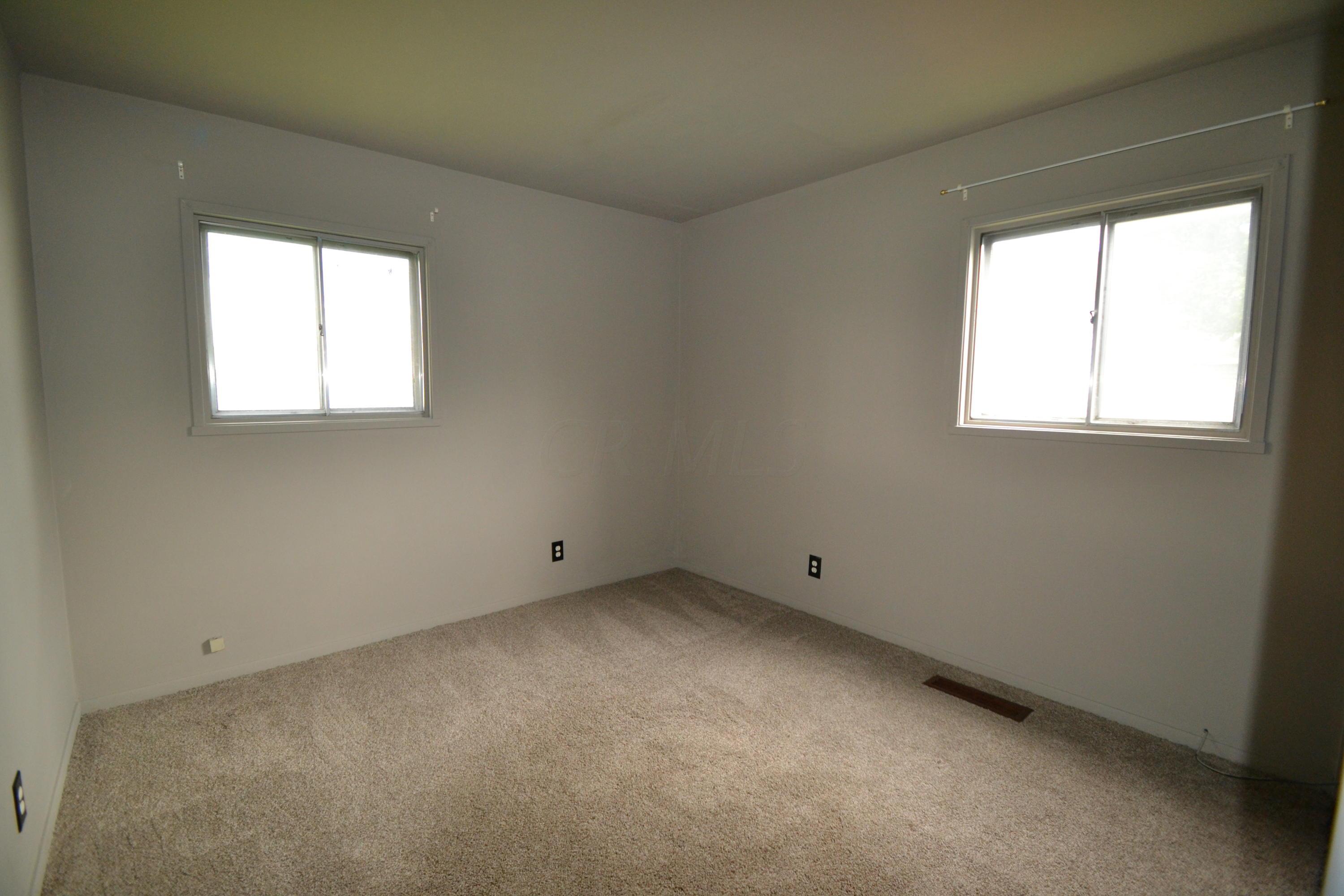637 Ridgefield Road Newark, OH 43055 - Photo 9 of 14 Gallery Image 9