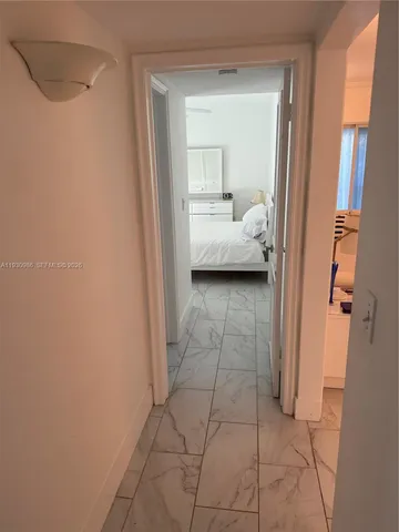 $2,450 | 300 Sunrise Drive, Unit 3H, Key Biscayne, FL 33149