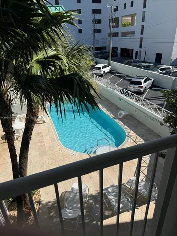 $2,450 | 300 Sunrise Drive, Unit 3H, Key Biscayne, FL 33149