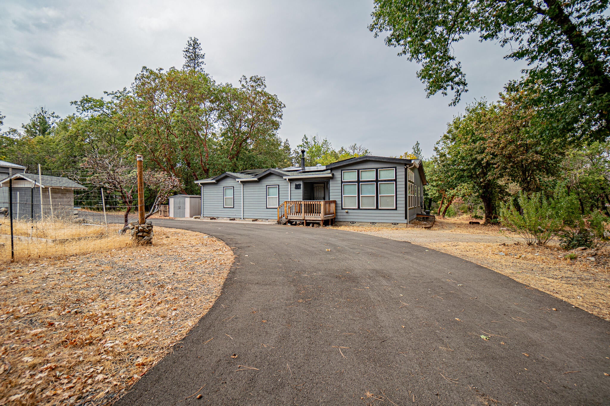 4782 Old Stage Road Central Point, OR 97502 - Photo 1 of 43 DSC01679-HDR