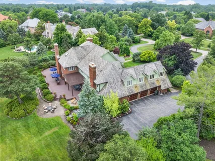 $2,600,000 | 1441 Kathryn Lane, Lake Forest, IL 60045