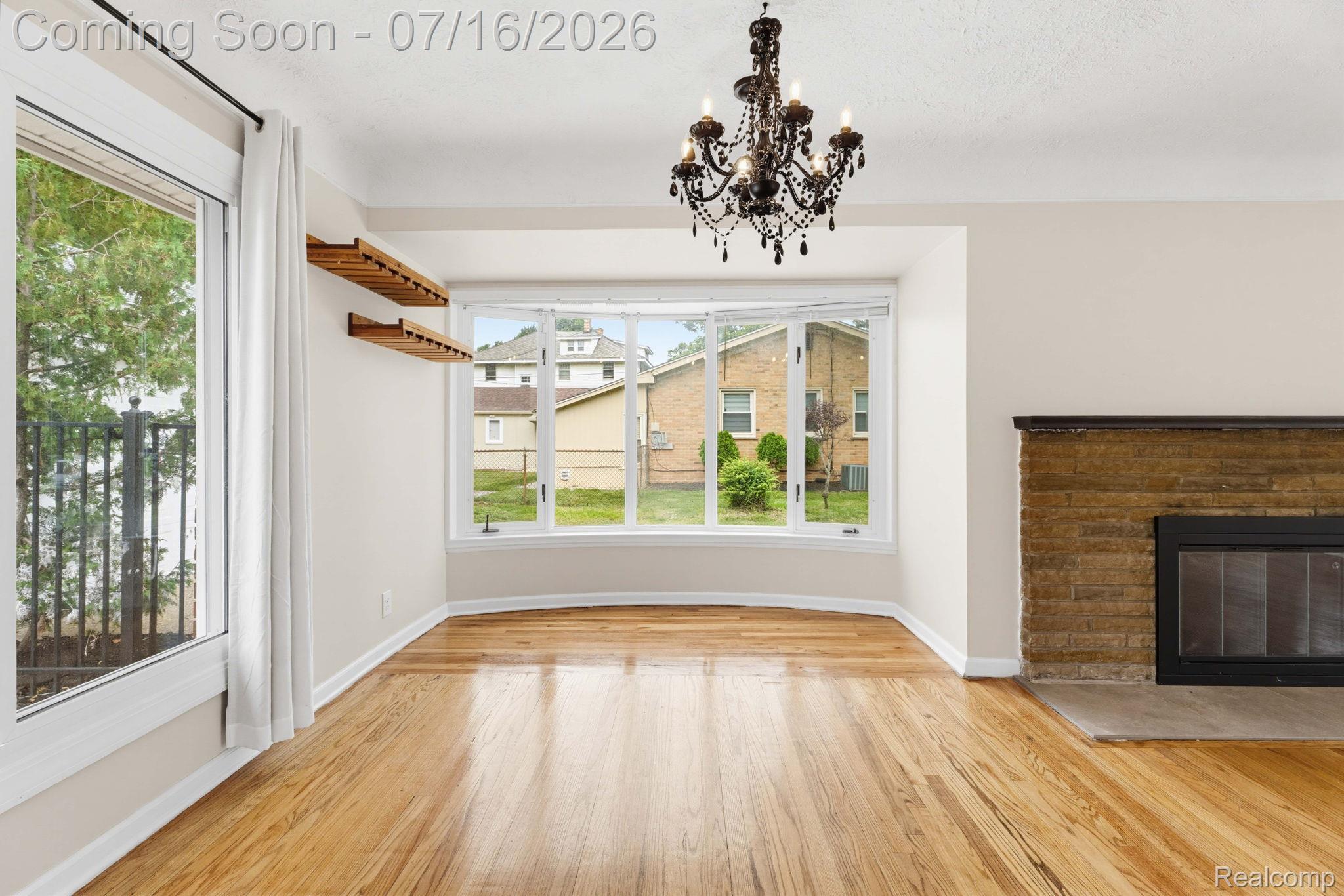 2118 Middlebelt Road West Bloomfield, MI 48324 - Photo 12 of 54 14-web-or-mls-Edited-14.jpg