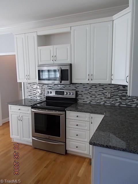 1902 Ridge Oaks Court Oak Ridge, NC 27310 - Photo 12 of 19