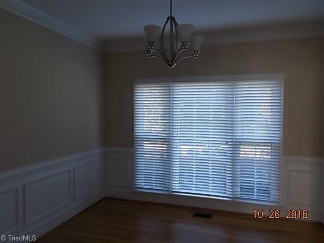 1902 Ridge Oaks Court Oak Ridge, NC 27310 - Photo 9 of 19