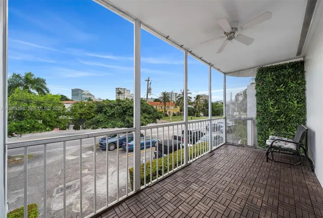 $495,000 | 2858 Pine Tree Drive, Unit 5, Miami Beach, FL 33140