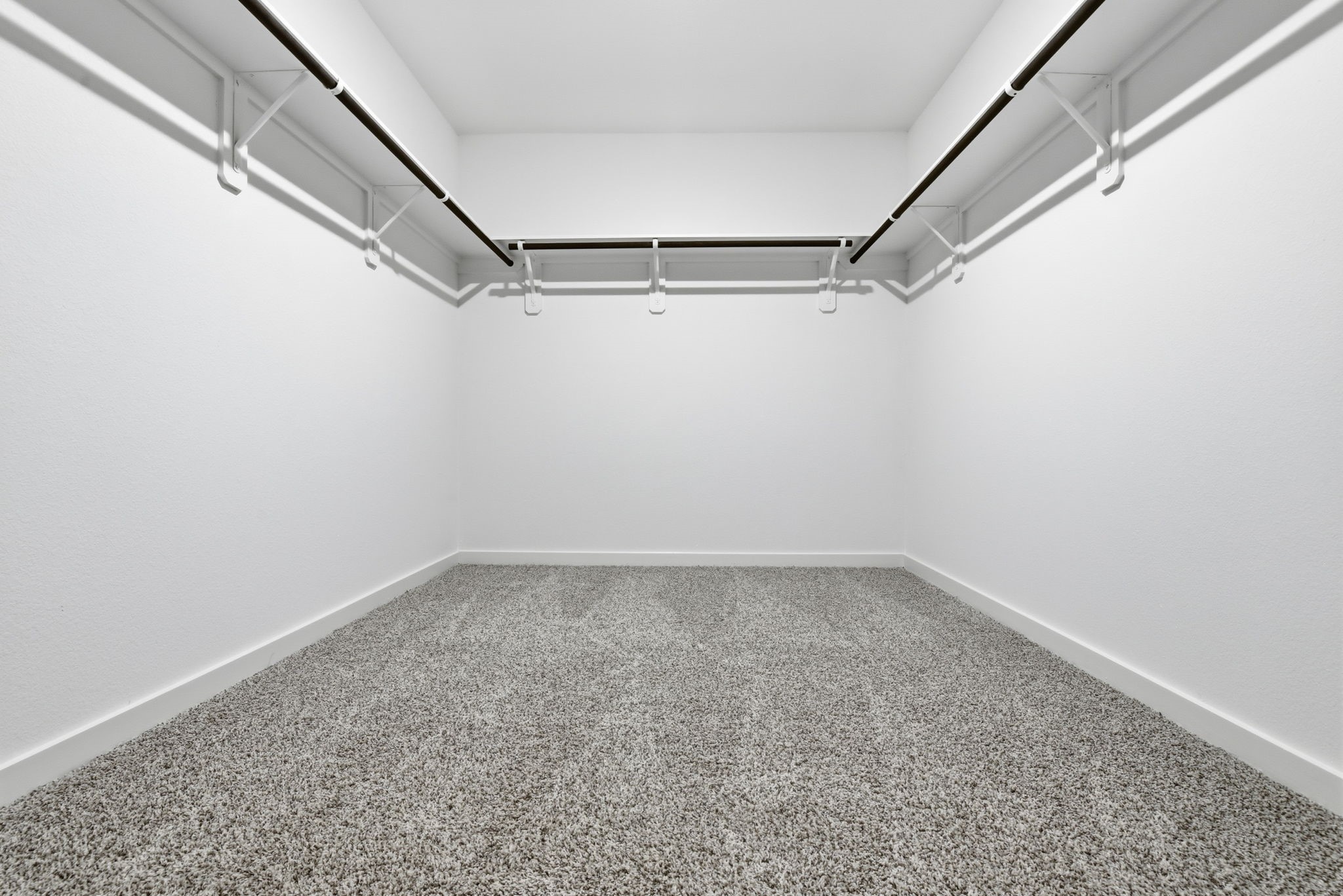 3534 Blue Mockingbird Street Katy, TX 77494 - Photo 18 of 39 Large walk-in closet.