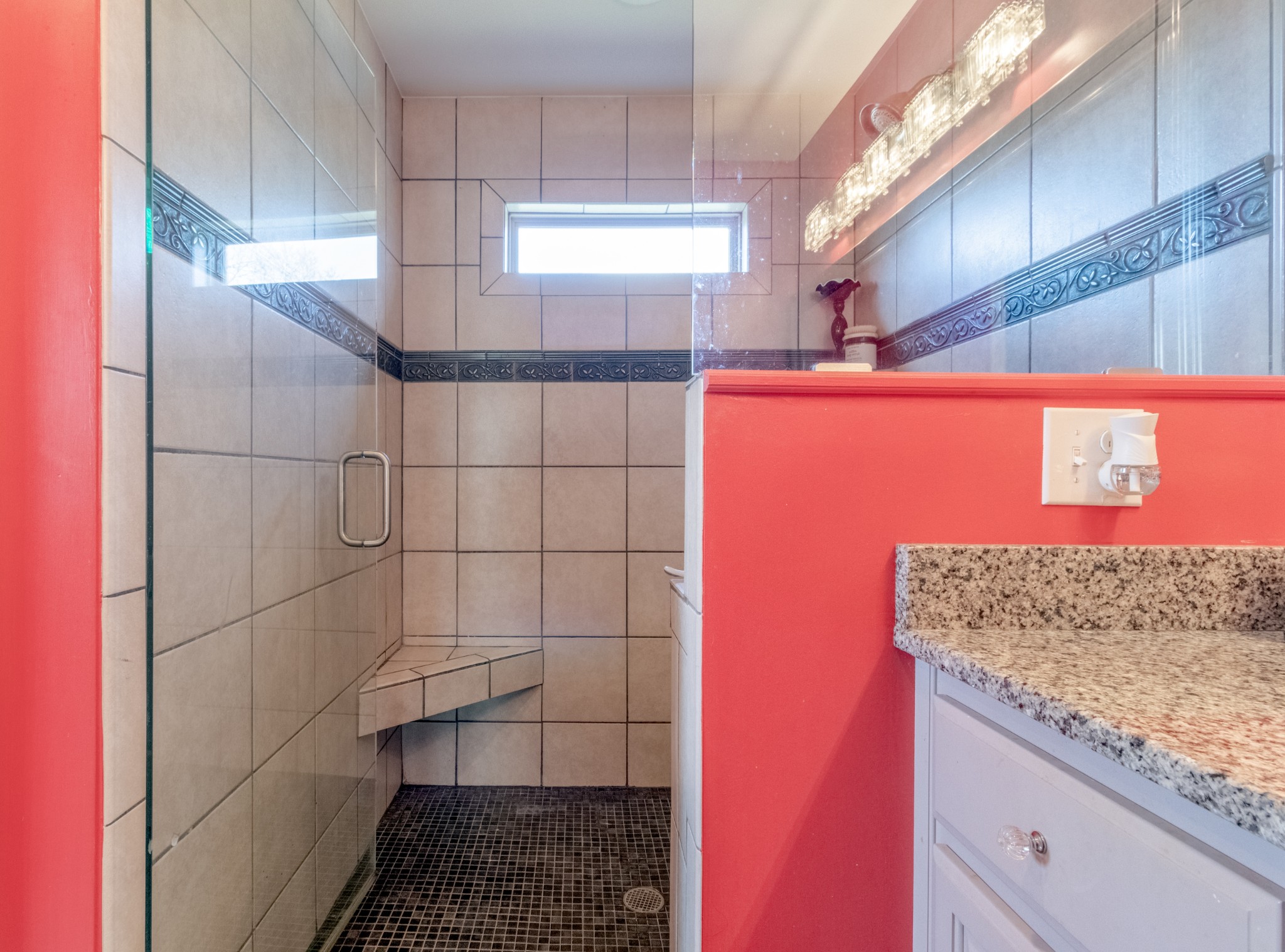 280 Harper Road Clarksville, TN 37043 - Photo 13 of 23 a bathroom with mirror sink and shower
