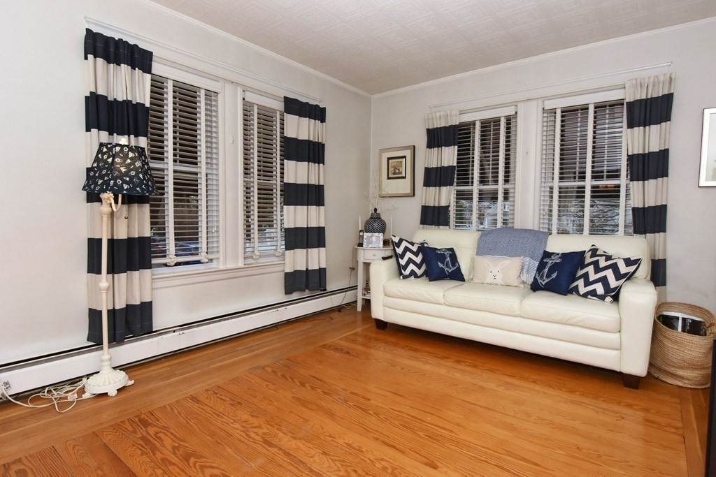 30 Buckingham Road North Andover, MA 01845 - Photo 4 of 20 Gallery Image 4