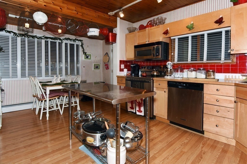 30 Buckingham Road North Andover, MA 01845 - Photo 7 of 20 Gallery Image 7