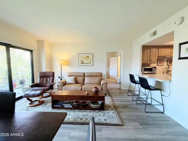 $75,000 | 10330 West Thunderbird Boulevard, Unit C202, Sun City, AZ 85351