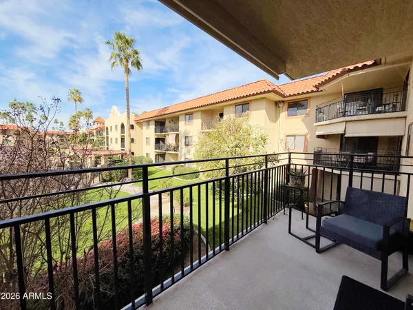 $65,000 | 10330 West Thunderbird Boulevard, Unit C202, Sun City, AZ 85351