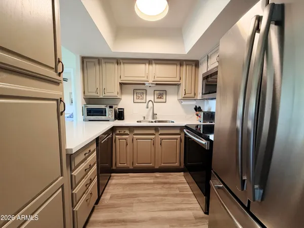$65,000 | 10330 West Thunderbird Boulevard, Unit C202, Sun City, AZ 85351