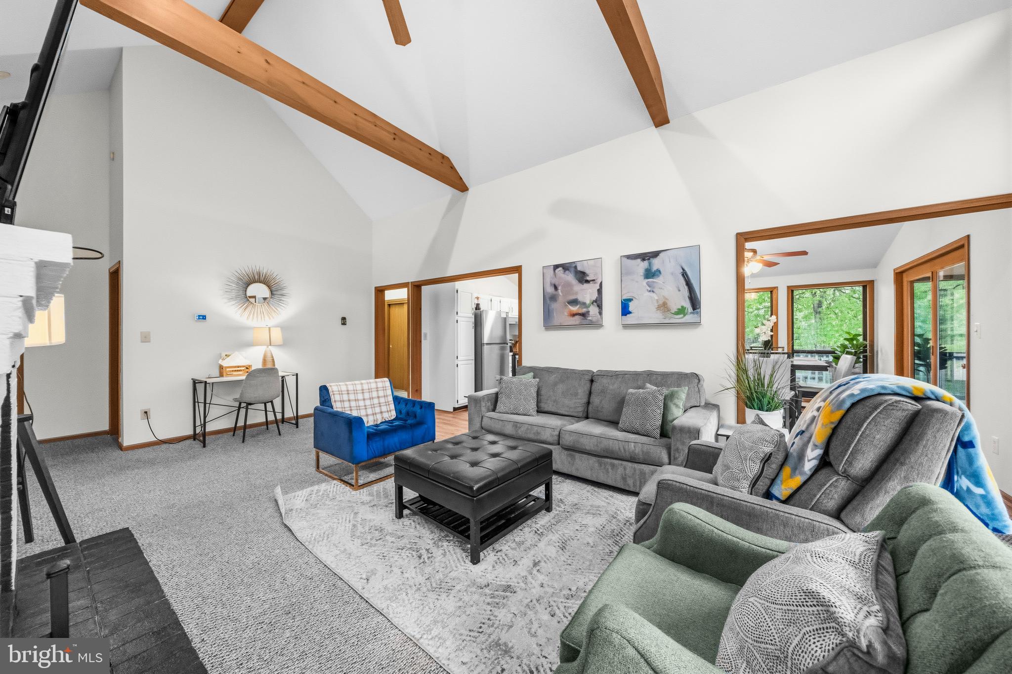 196 The Woods Road Hedgesville, WV 25427 - Photo 2 of 59