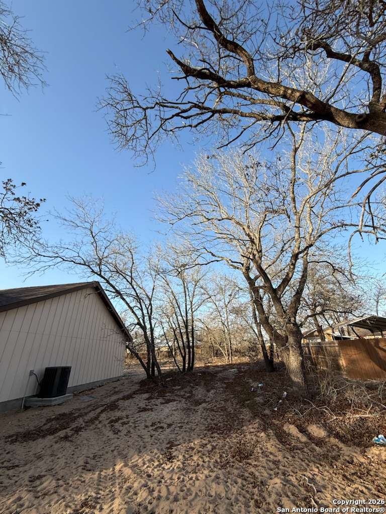 48 Grey Fox Poteet, TX 78065 - Photo 7 of 54