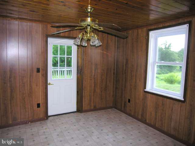 467 Engle Road Elizabethville, PA 17023 - Photo 5 of 12 Gallery Image 5