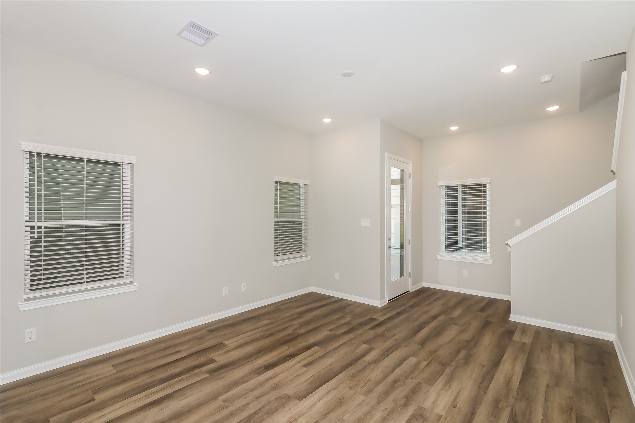 9910 Clark Road, Unit B Houston, TX 77076 - Photo 4 of 15