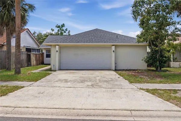 $280,000 | 2248 Greenview Circle, Orlando, FL 32808