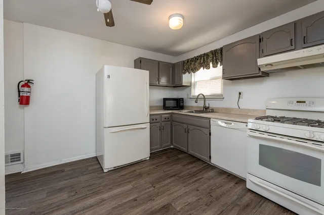 $2,450 | 140 Primrose Lane, Brick, NJ 08724