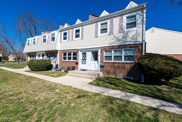 $2,450 | 140 Primrose Lane, Brick, NJ 08724