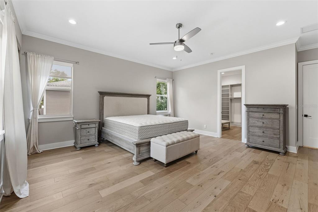 3314 West Villa Rosa Street Tampa, FL 33611 - Photo 16 of 55 a spacious bedroom with a bed and a closet