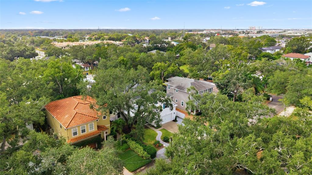3314 West Villa Rosa Street Tampa, FL 33611 - Photo 45 of 55 an aerial view of multiple house