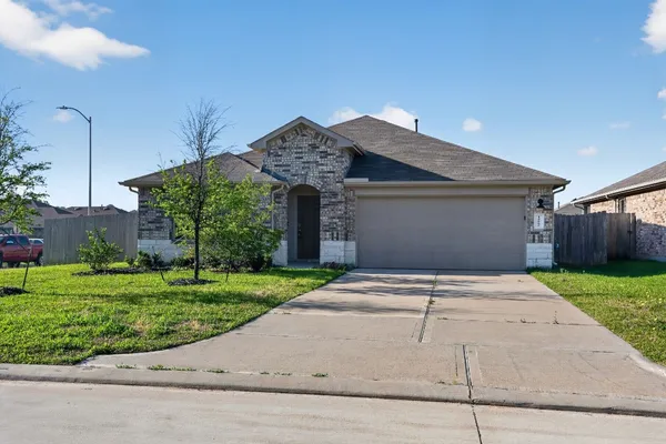 $2,250 | 14805 Prickly Pear Cove, Magnolia, TX 77354