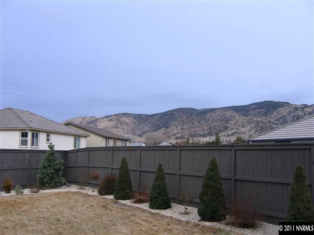 575 Little Sorrel Court Reno, NV 89521 - Photo 4 of 9 a view of a backyard