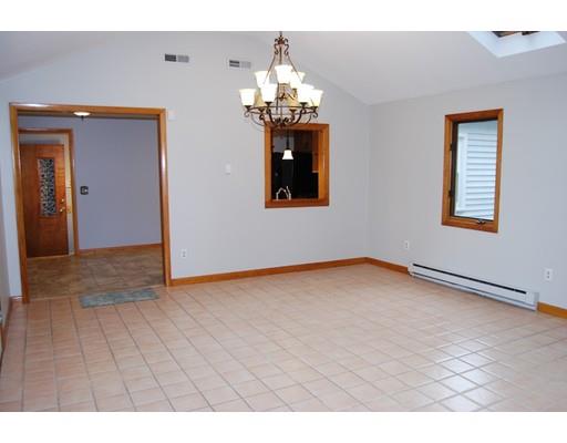 50 Scarsdale Road Springfield, MA 01129 - Photo 8 of 36