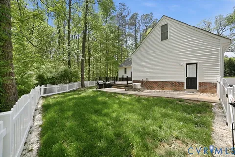 $585,000 | 10068 Holly Road, Mechanicsville, VA 23116
