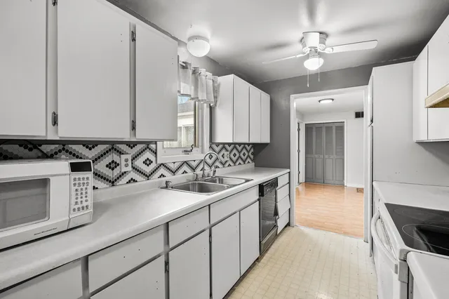 $212,000 | 646 South Shore Drive, Portage, MI 49002