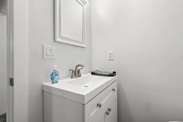 $212,000 | 646 South Shore Drive, Portage, MI 49002