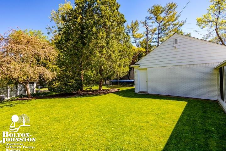 63 Ridge Road Grosse Pointe Farms, MI 48236 - Photo 43 of 50