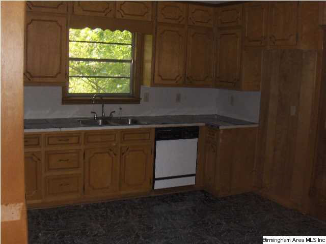 2825 2nd Street Northwest Center Point, AL 35215 - Photo 5 of 26