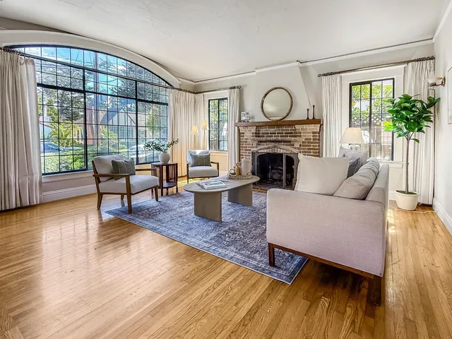 $6,800 | 2104 Carmelita Avenue, Burlingame, CA 94010