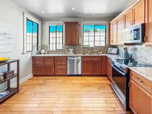 $6,800 | 2104 Carmelita Avenue, Burlingame, CA 94010